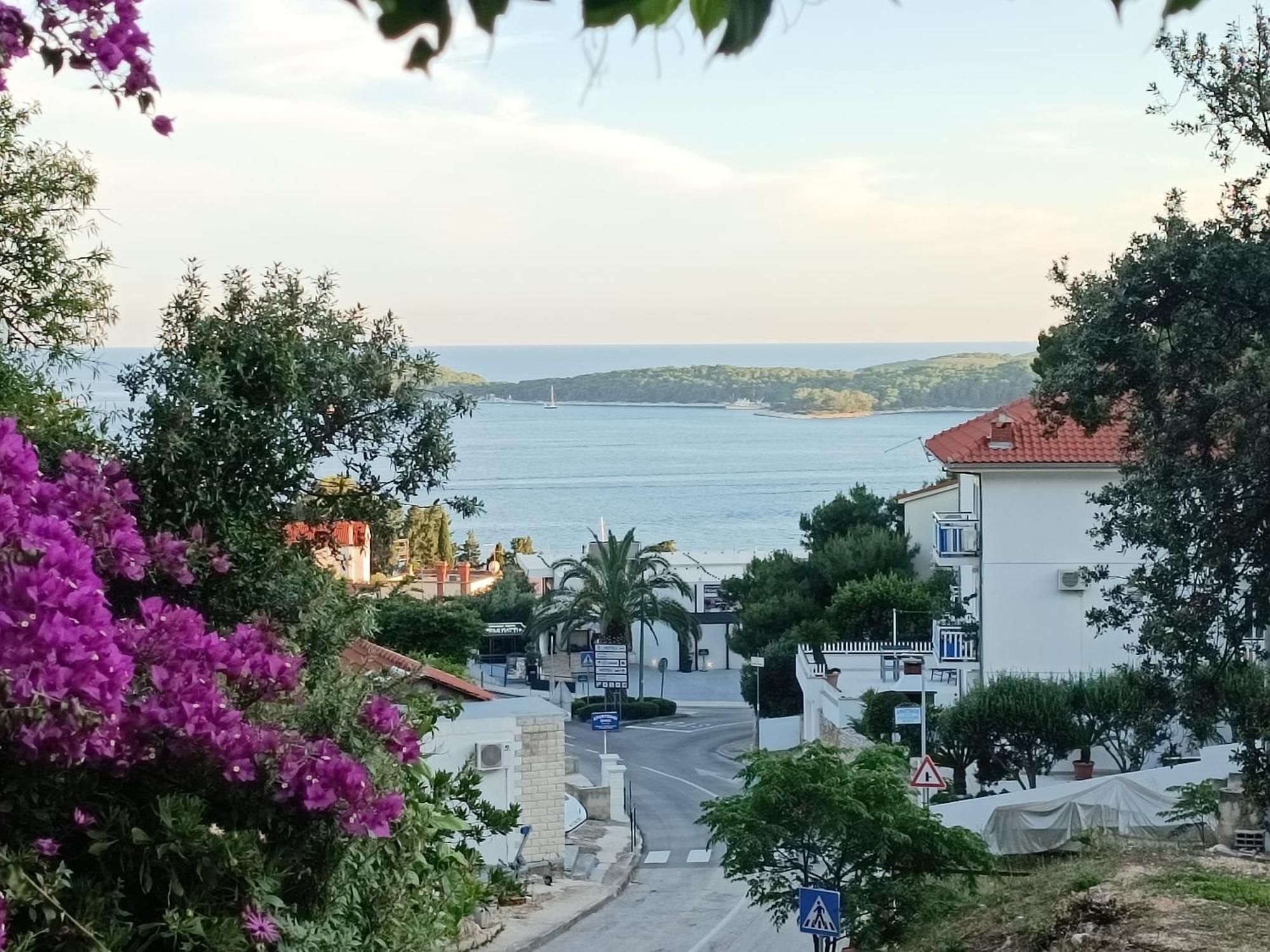 Apartments Lucic Hvar Town Eksteriør billede